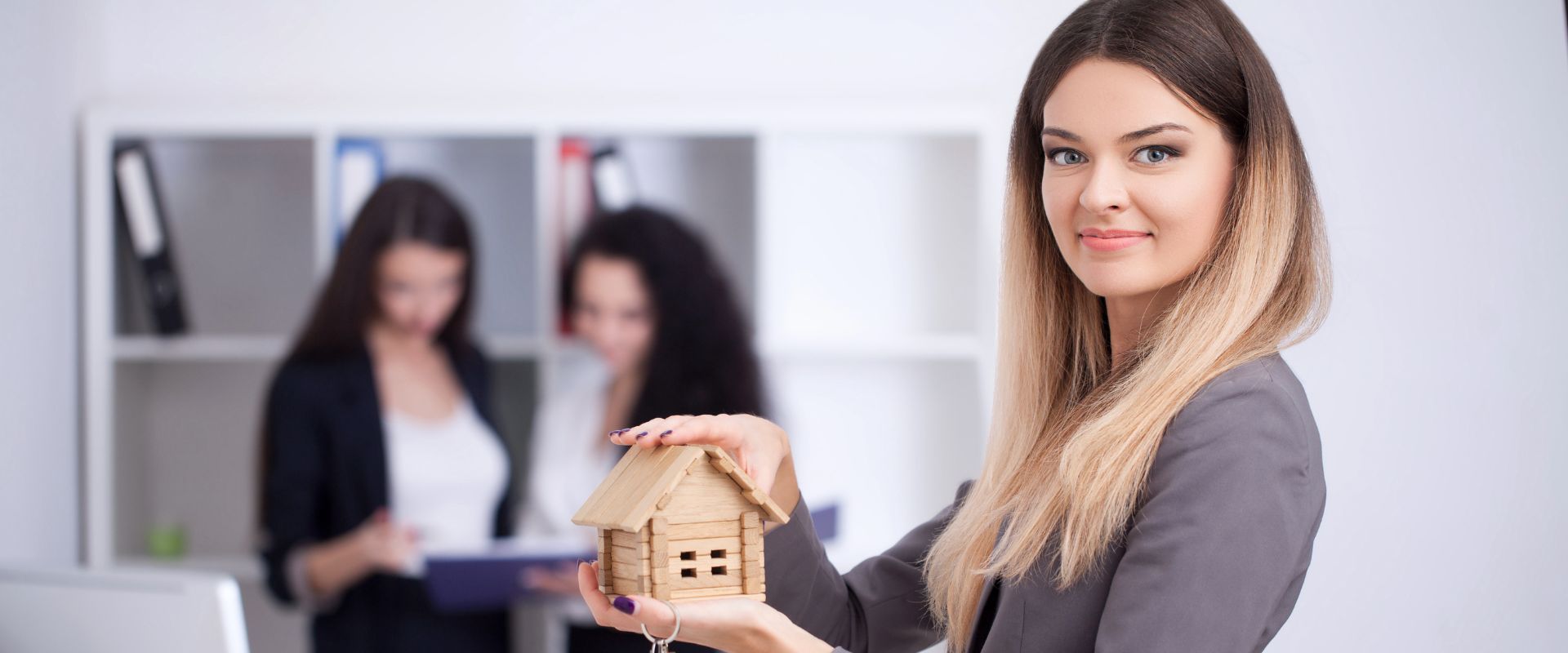 3 Reasons You Need a Real Estate Lawyer in Canada