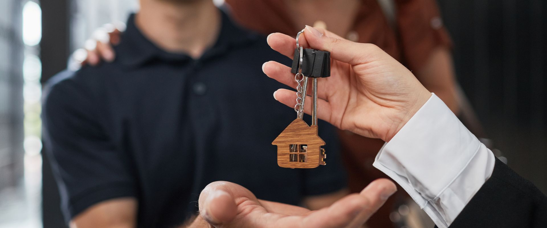 Handling Multiple Offers When Buying a Home in Toronto